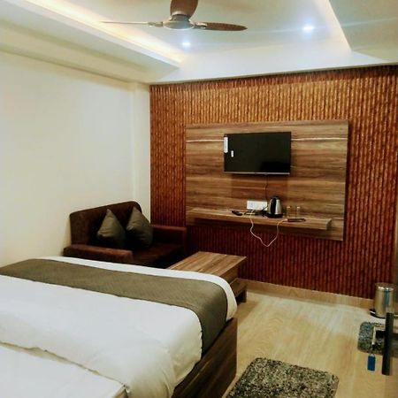 Hotel Abhinandan Ayodhya المظهر الخارجي الصورة